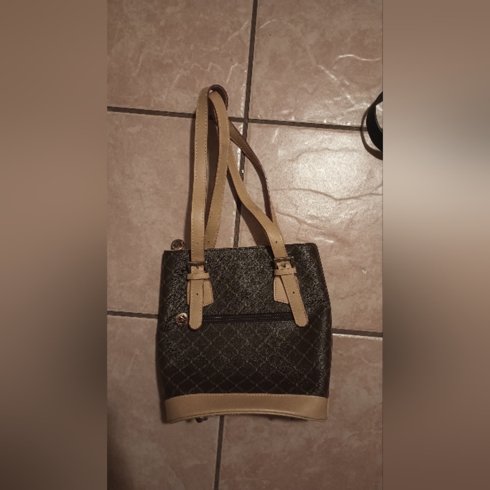 Purse - Picture 2 of 6